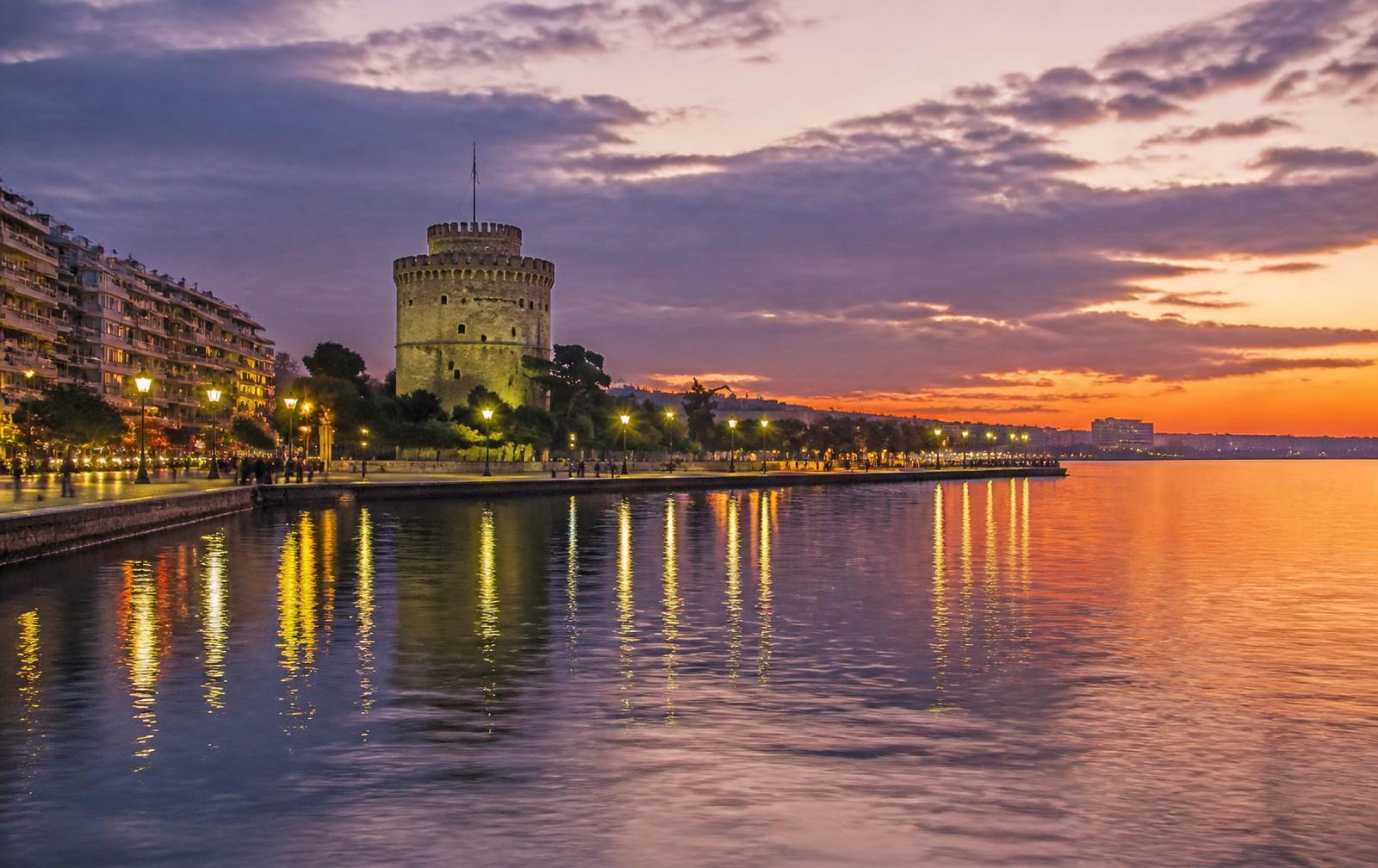 Πού να μείνω στη Θεσσαλονίκη: περιοχές, ξενοδοχεία και τιμές